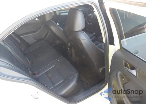 2017 Volkswagen Jetta 1.4T Se z USA, uszkodzony, nr VIN 3VWB67AJ9HM387919